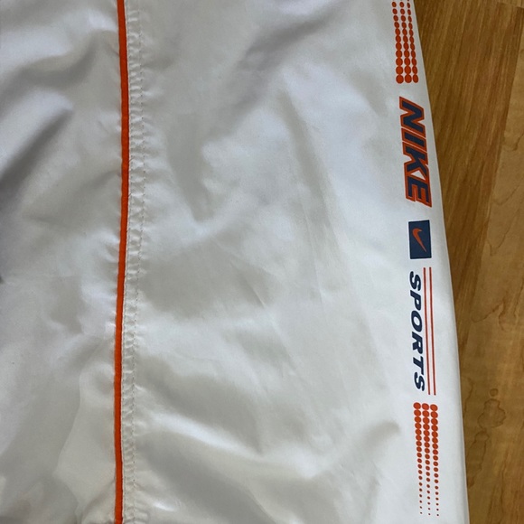 Vintage Nike Windbreaker - Picture 3 of 3
